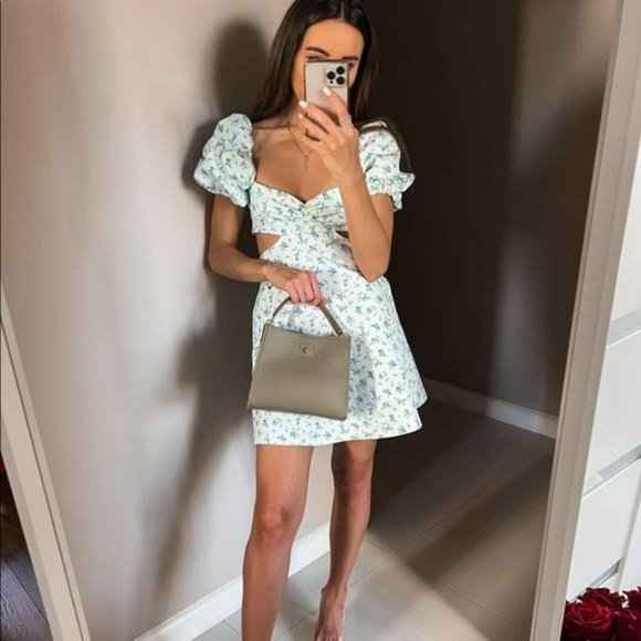 ZARA FLORAL CUT OUT DRESS - Picture 2 of 13